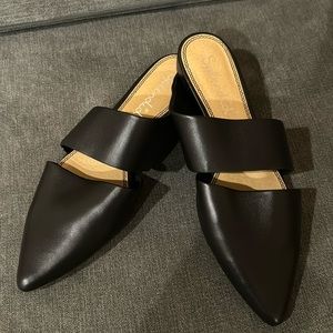 New Splendid Flat Mule in size 7.5